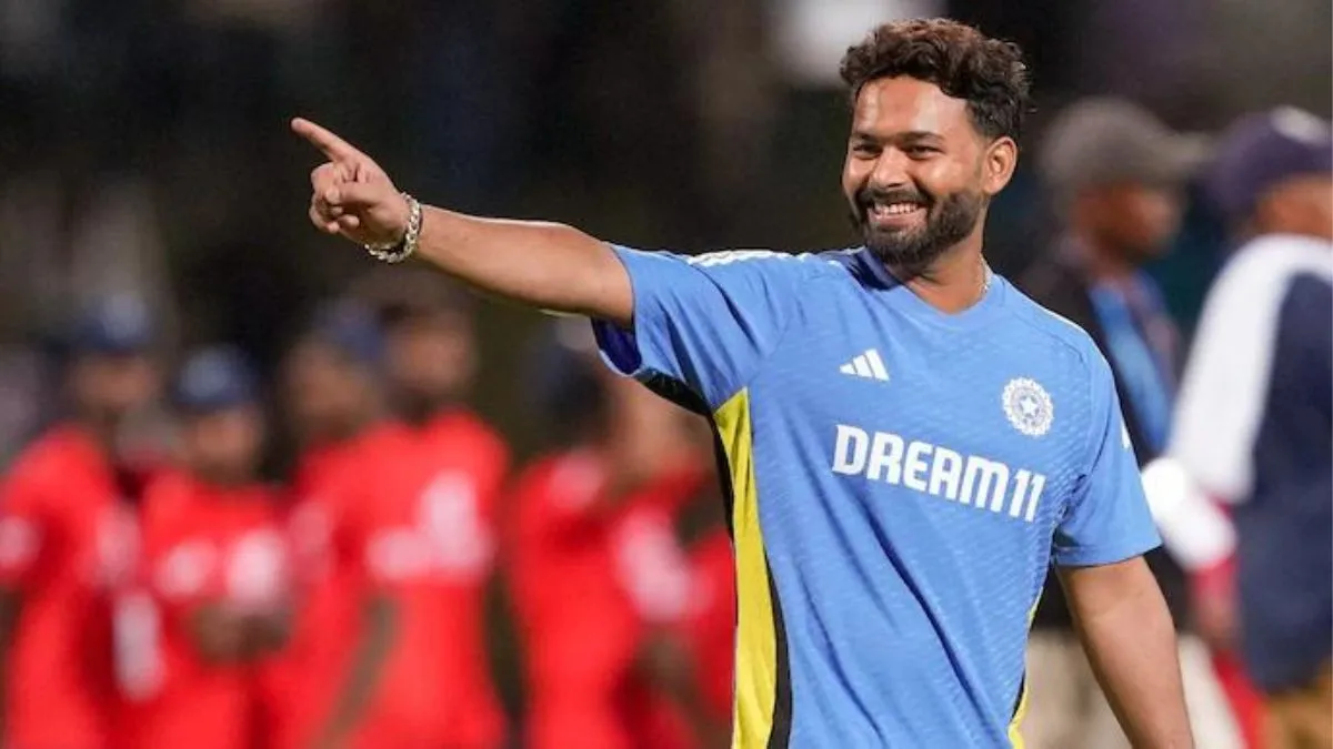 rishabh-pant-slams-fan-after-his-tweet-claimed-that-he-was-potentially-moving-to-rcb-says-dont-create-untrustworthy-environment