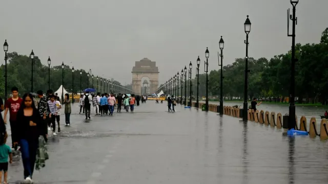delhi-weather-monsoon-to-retreat-soon-met-dept-forecasts-end-of-rainy-spells-in-next-four-days