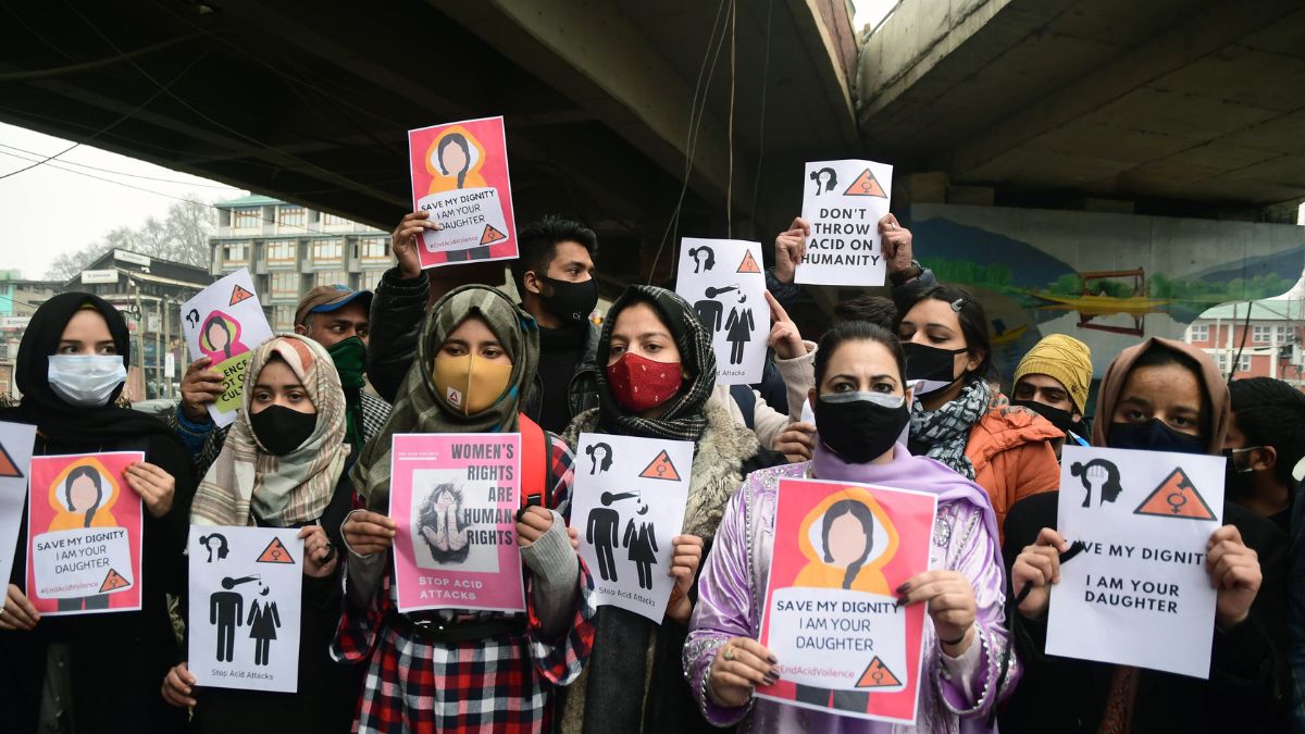 Mumbai Acid Attack Man Throws Acid On Wife's Face For Seeking Divorce