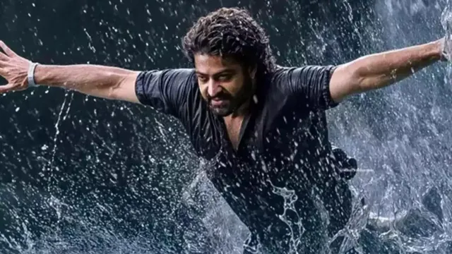 devara-worldwide-box-office-day-1-prediction-telugu-action-movie-to-become-jr-ntr-second-biggest-opening-after-rrr