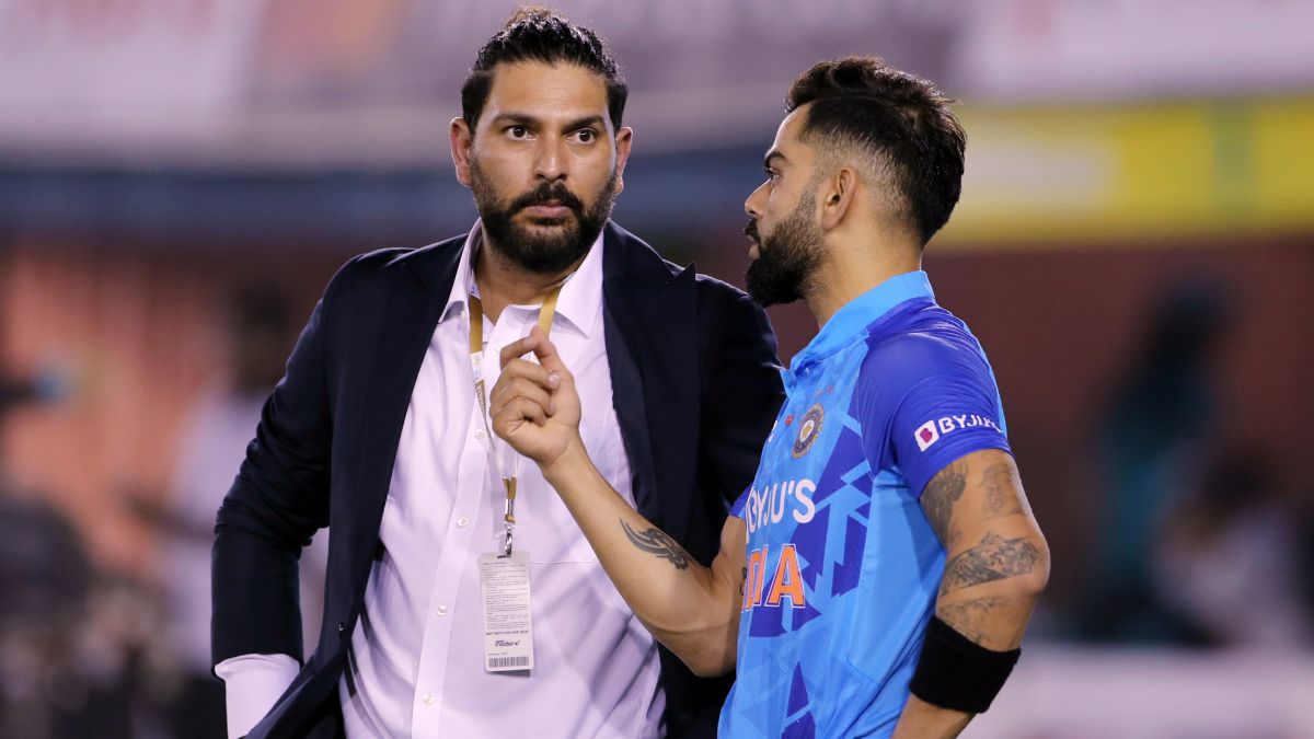 yuvraj-singh-smartly-deflects-virat-kohlims-dhoni-question-says-were-all-smart-we-know-who-needs-to-go-on-bench