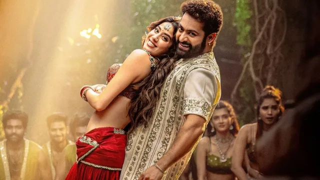 devara-box-office-collection-day-2-jr-ntr-and-janhvi-kapoor-action-thriller-movie-crosses-rs-100-crore-mark-in-india