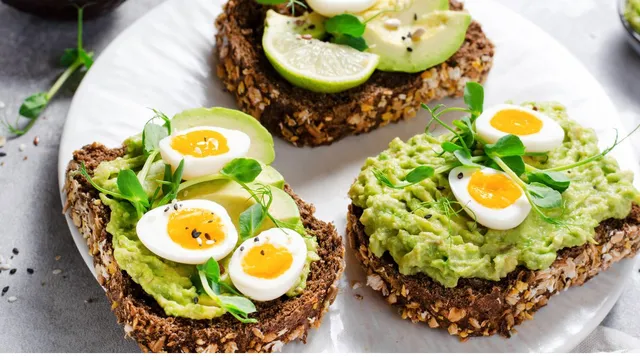 5-reasons-to-include-avocado-in-your-diet-for-a-slim-waistline