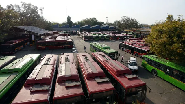 delhis-old-dtc-buses-to-become-restaurants-first-model-at-kashmiri-gate