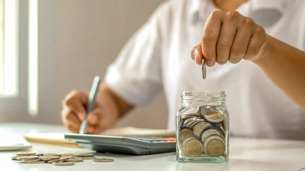 small-saving-schemes-govt-retains-interest-rates-on-small-savings-schemes-for-october-december-quarter-check-return-rate-on-ppf-sukanya-samridhi-yojna-and-nsc