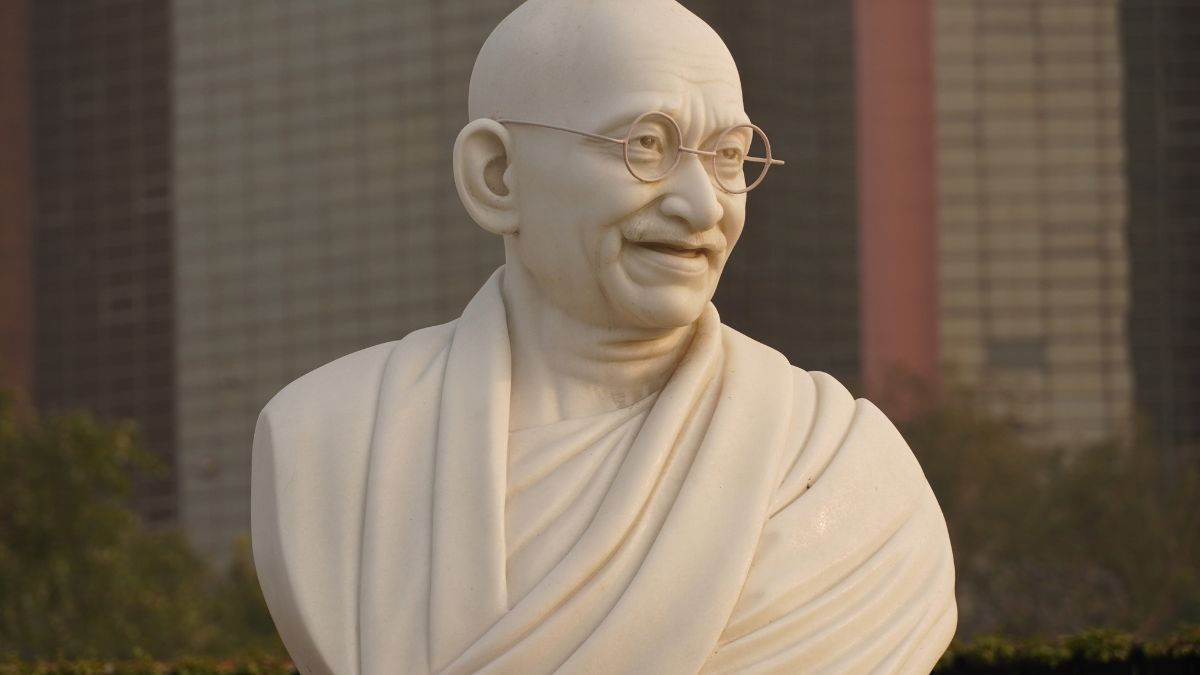 Gandhi Jayanti 2024 Best Short And Long Essay Ideas For Students And