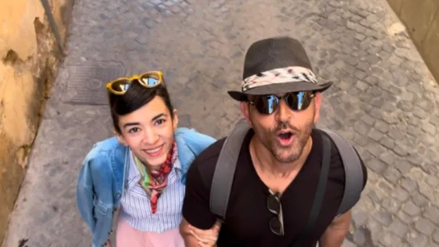 hrithik-roshan-and-saba-azad-mark-three-years-of-togetherness-with-adorable-messages-photos