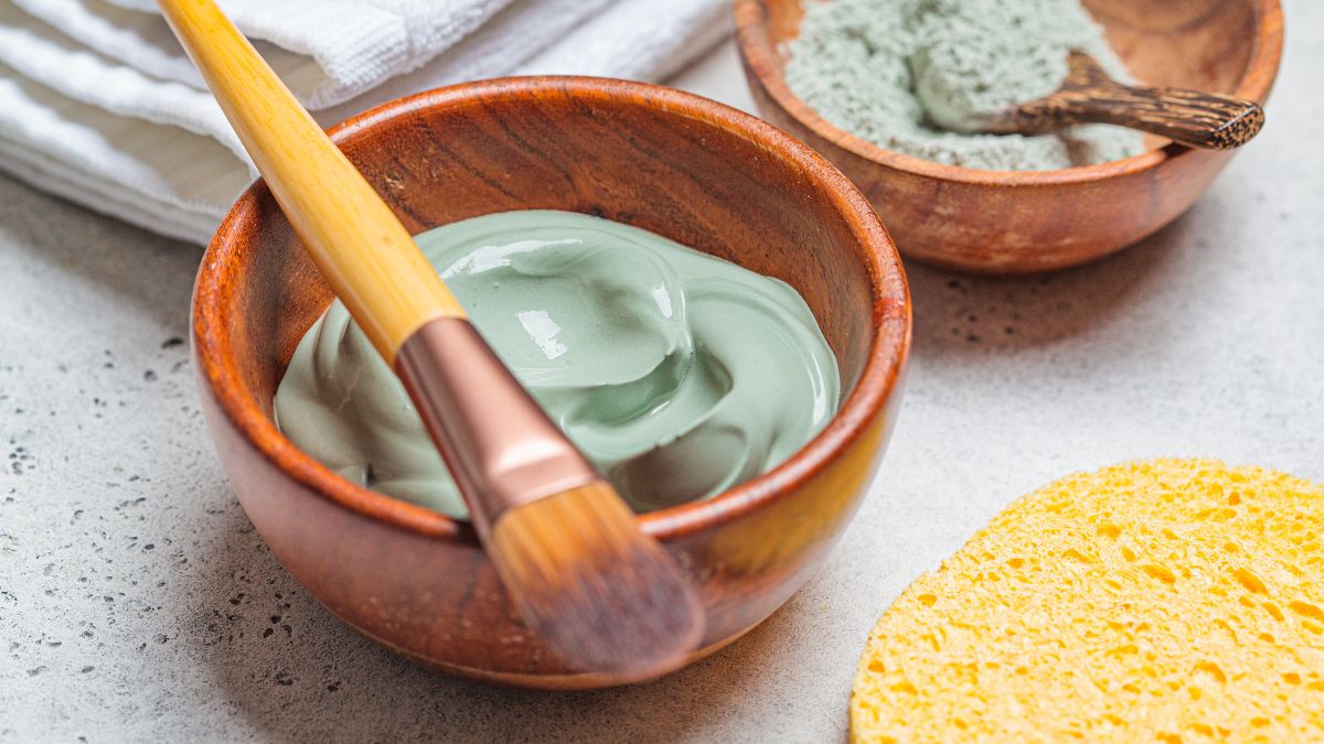 clay face mask
