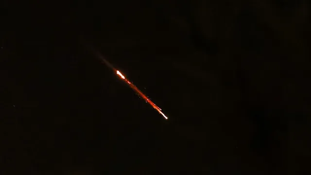 india-advises-nationals-to-exercise-caution-avoid-unnecessary-travel-in-israel-after-iran-missile-attack