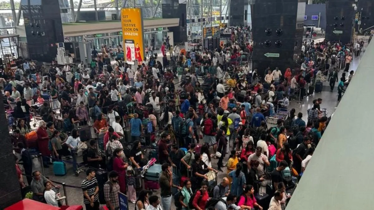 railway-station-scenes-indigo-system-slowdowns-trigger-chaos-at-bengaluru-ahmedabad-other-airports-watch