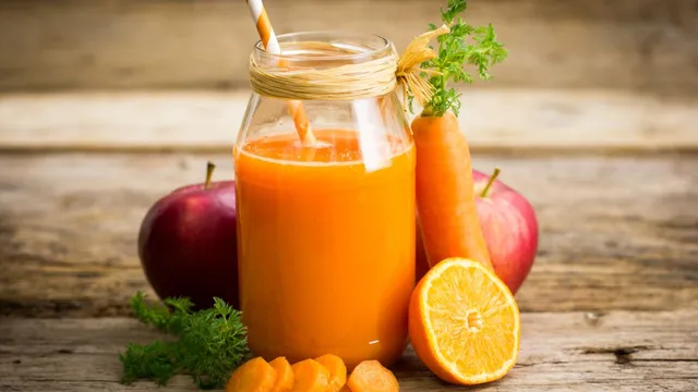 carrot-juice-benefits-reasons-why-you-should-start-your-day-by-consuming-this-detox-beverage