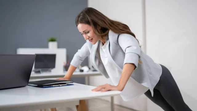 5-simple-desk-exercises-that-you-can-perform-to-lose-belly-fat