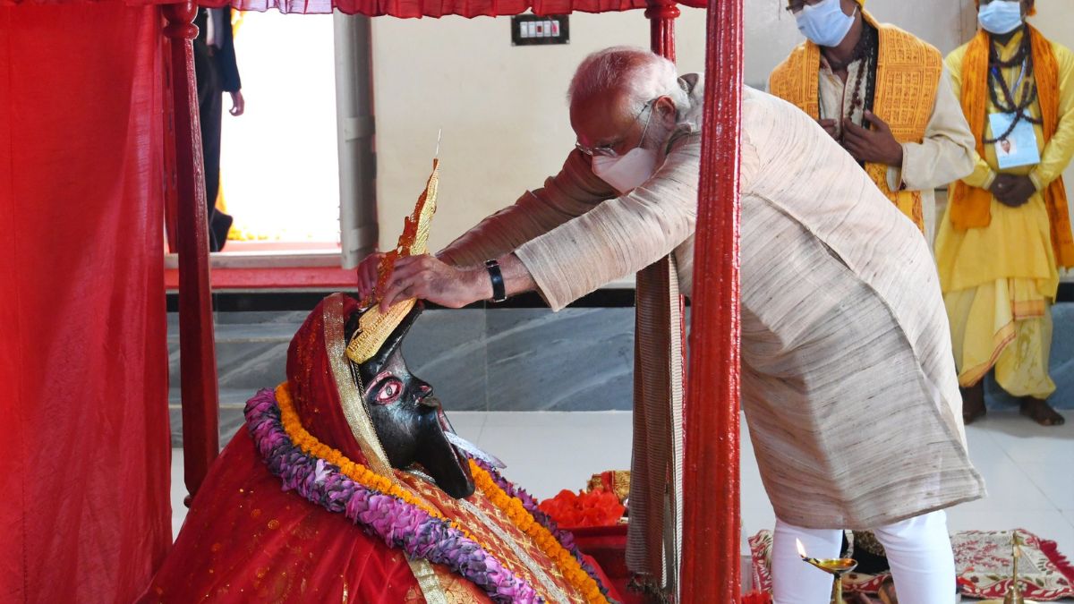 india-seeks-action-by-bangladesh-into-theft-of-goddess-kalis-crown-gifted-by-pm-modi