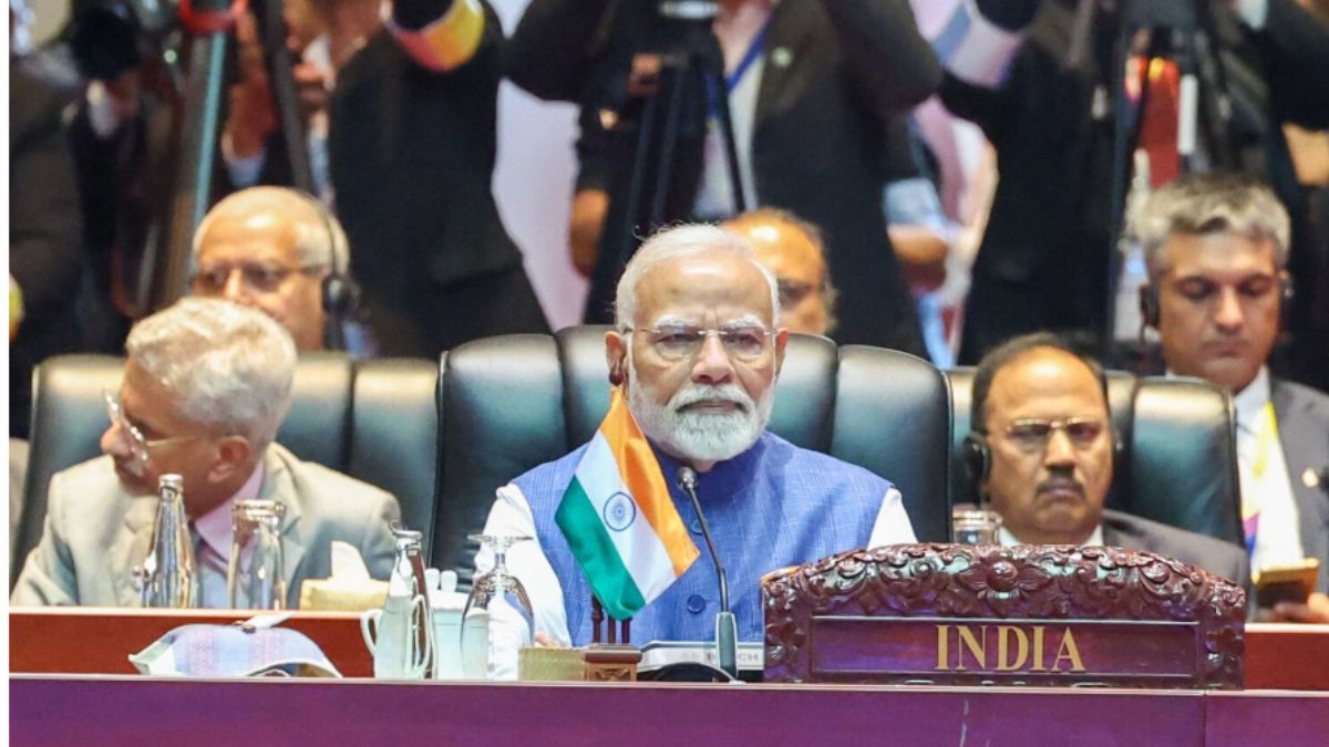 pm-modi-calls-for-restoration-of-peace-in-eurasia-and-west-asia-at-east-asia-summit-not-the-era-of-war