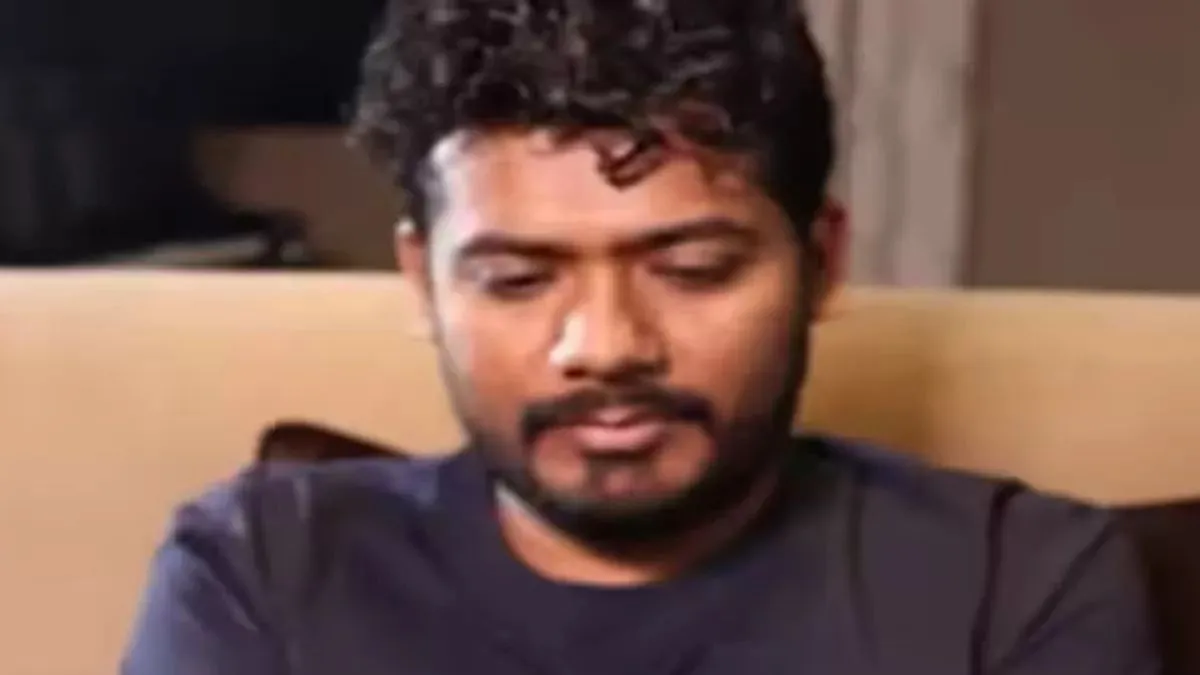 mahadev-betting-app-accused-sourabh-chandrakar-started-as-juice-seller-now-he-is-a-millionaire-with-rs-6000-cr-wealthdetails