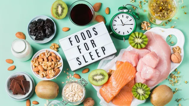5-best-foods-and-drinks-to-consume-before-bed-for-sound-sleep