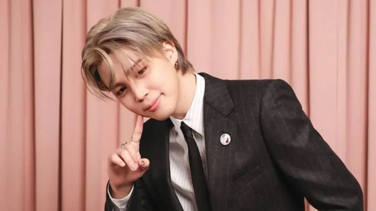 bts-jimin-birthday-rm-and-jhope-send-heartfelt-wishes-for-like-crazy-star-photos