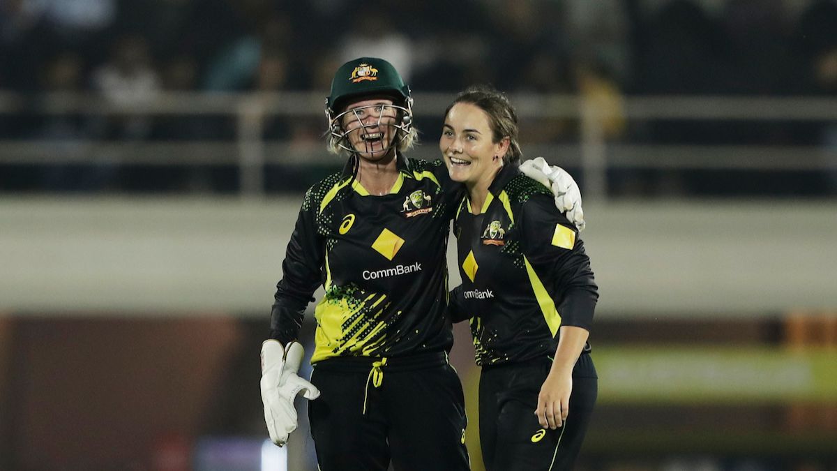 Women's T20 World Cup Heather Graham Replaces Injured Tayla Vlaeminck
