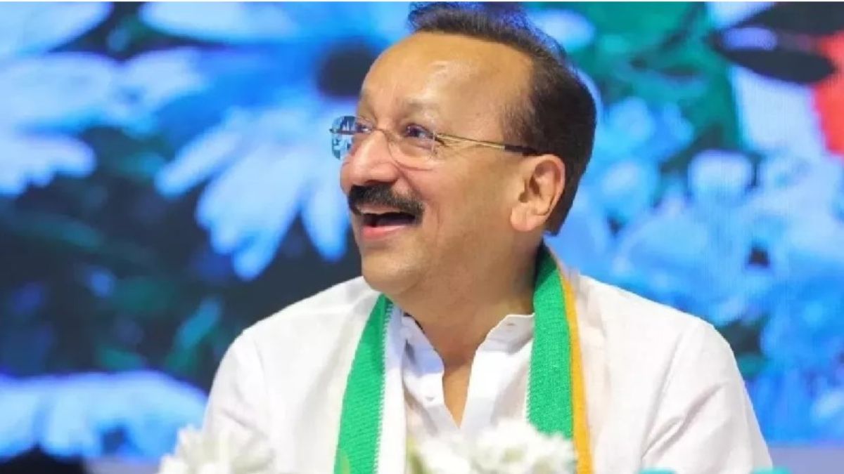 baba-siddique-death-baba-siddique-news-live-updates-lawrence-bishnoi-mumbai-police-ncp-leader-baba-siddique-shot-dead-funeral-maharashtra-news
