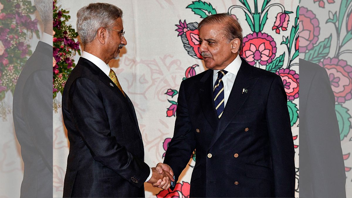 watch-s-jaishankar-pakistan-pm-shehbaz-sharif-informal-dinner-sco-summit-islamabad-videos