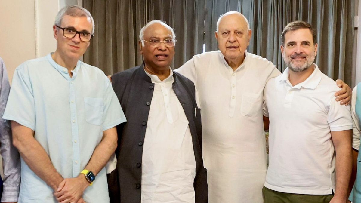 omar-abdullah-oath-ceremony-updates-nc-government-sher-i-kashmir-international-convention-centre-congress-nc-alliance-jk-government-rahul-gandhi