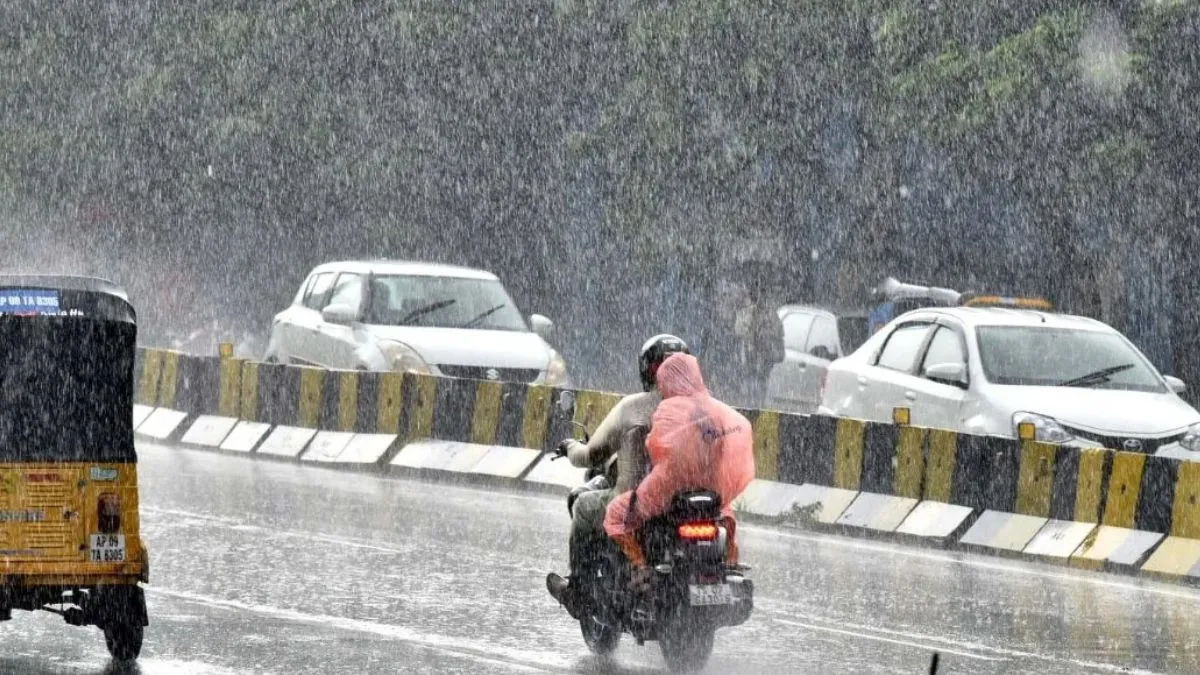 bengaluru-rains-schools-to-remain-closed-on-october-16-amid-heavy-downpour-manyata-tech-park-flooded-watch-video