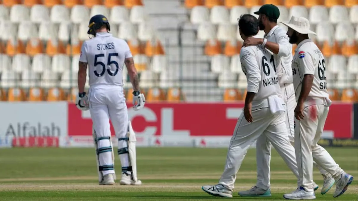 pak-vs-eng-2nd-test-ben-stokes-loses-control-of-bat-gets-stumped-in-2nd-test-in-multan-watch