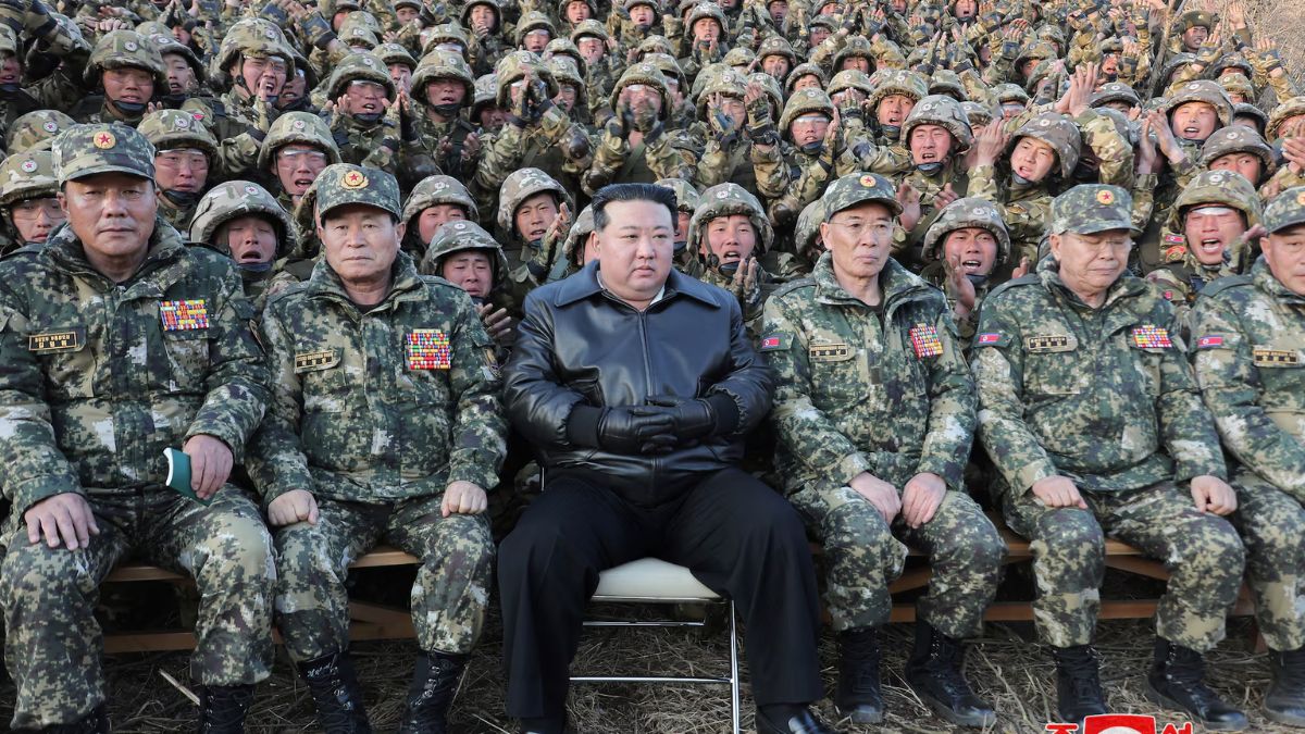 'World War': 10,000 North Korean Troops To Join Russian Forces Against ...