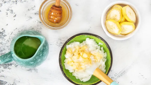 fix-your-frizzy-hair-4-diy-banana-hair-masks-for-smooth-and-healthy-tresses