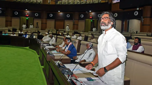 jharkhand-election-all-have-declined-jmm-targets-bjp-as-party-yet-to-announce-candidate-against-cm-soren-in-barhait