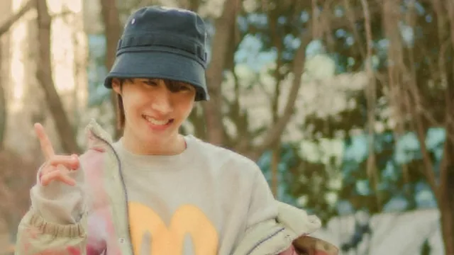 bts-jhope-hosts-emotional-weverse-live-to-mark-his-return-from-military-service-i-have-to-sleep-and-wake-up