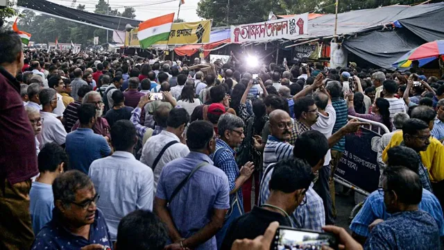 kolkata-doctor-rape-murder-case-junior-doctors-to-meet-mamata-banerjee-at-nabanna-october-21