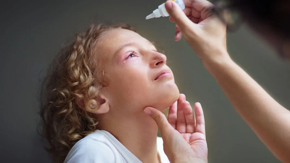 doctor-lists-warning-signs-of-vision-problem-in-children-that-parents-should-never-ignore