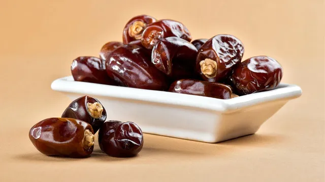 4-easy-ways-to-include-dates-in-your-diet-for-quick-weight-loss