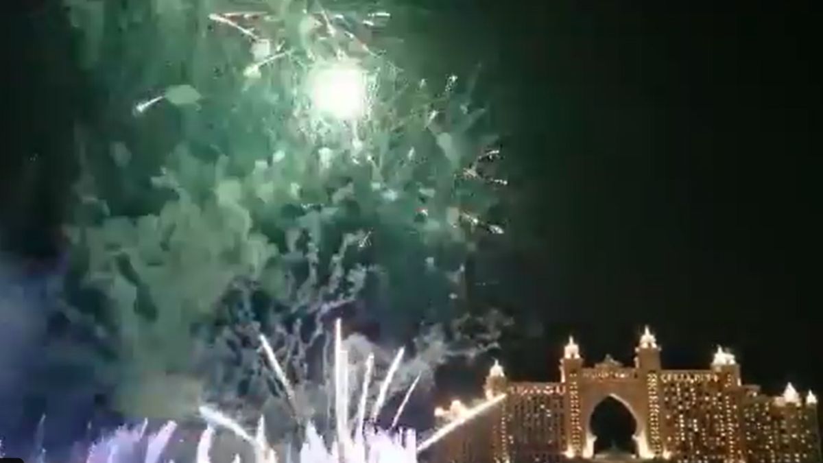 foreign countries that also celebrate diwali (1)