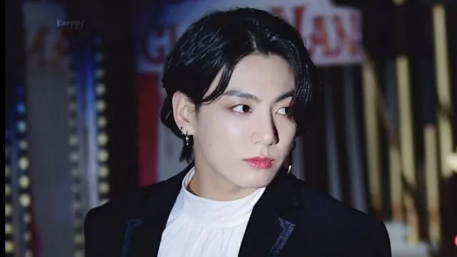 bts-jungkook-delights-army-with-sweet-interaction-at-restaurant-fan-video-goes-viral-watch