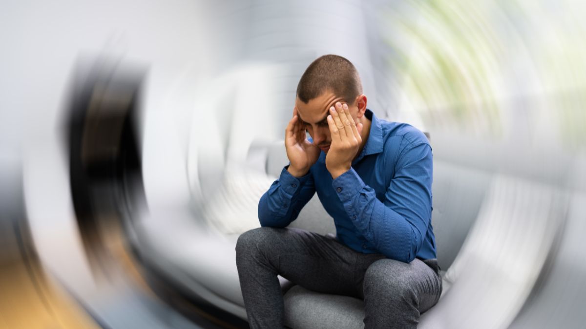 doctor-explains-symptoms-of-silent-brain-stroke-that-can-be-fatal-for-health