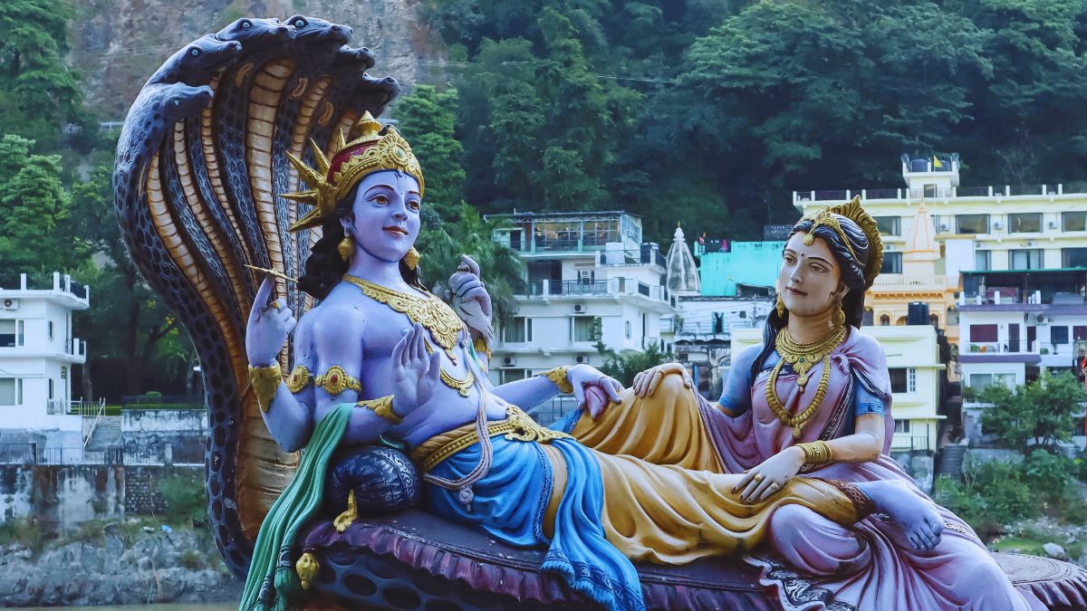 Rama Ekadashi 2024 7 Powerful Mata Lakshmi Mantras To Recite On This