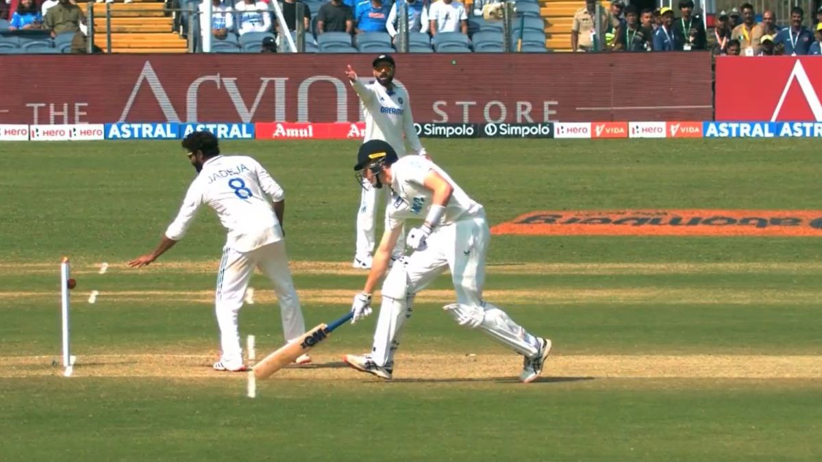 IND vs NZ 2nd Test Ravindra Jadeja Stuns Pune Crowd With Spectacular
