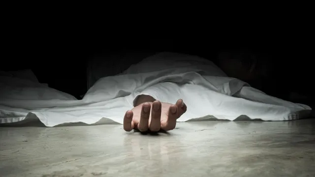 up-horror-land-dispute-turns-fatal-as-teen-beheaded-in-jaunpur-wailing-mother-sits-with-it-in-lap-for-hours