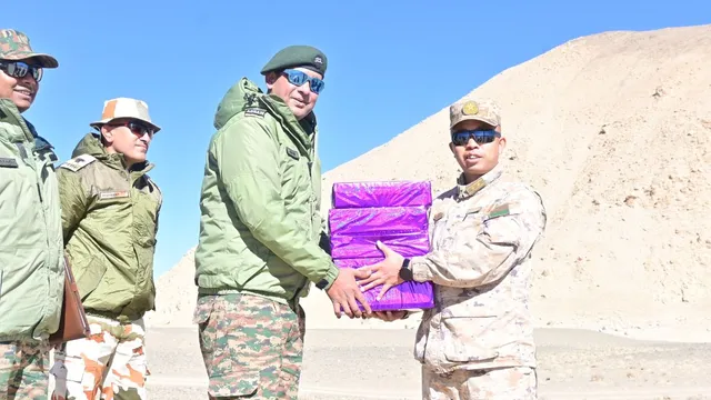 india-china-troops-exchange-sweets-to-celebrate-diwali-after-lac-border-disengagement