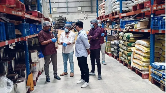 hyderabad-zomato-hyperpure-warehouse-found-storing-products-with-future-packing-dates-during-diwali-inspection