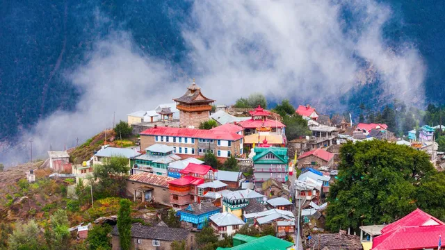 sammoos-dark-diwali-this-himachal-village-abandons-itself-from-celebrating-the-festival-of-lights-heres-why