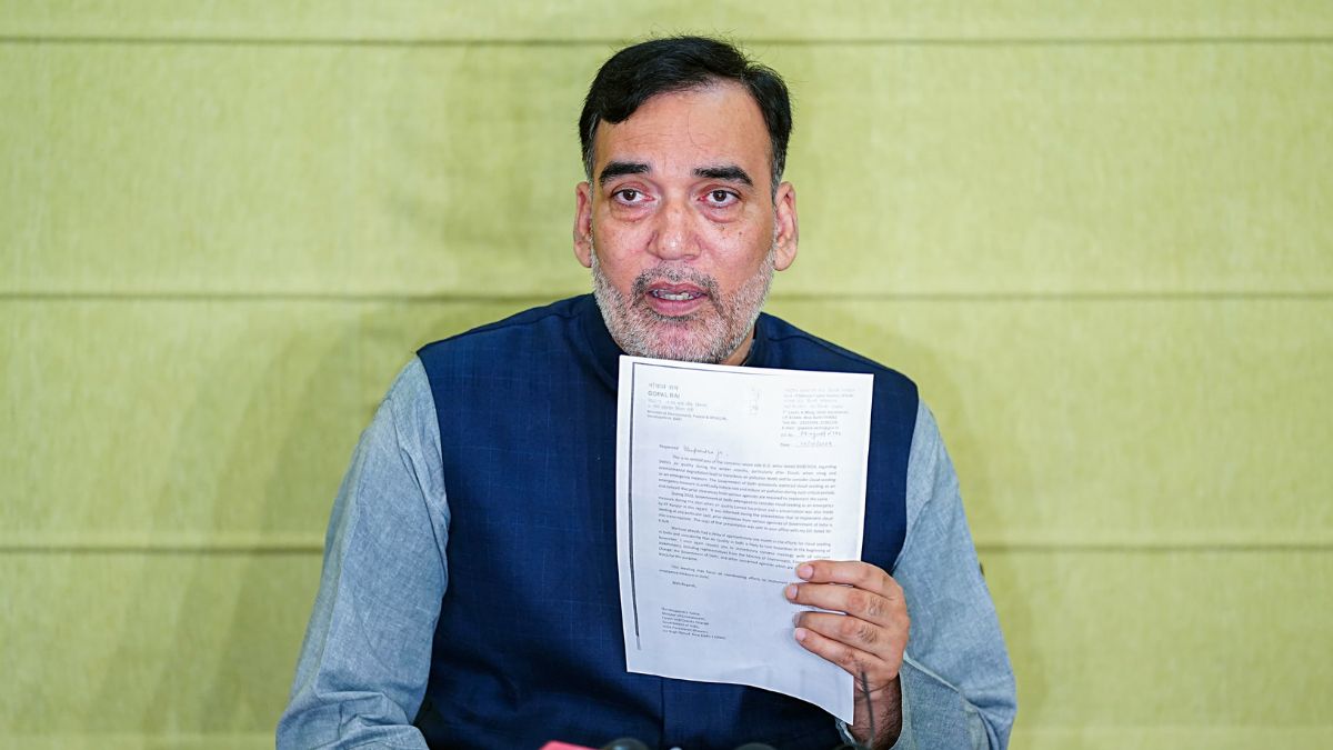 delhi-aqi-gopal-rai-applauds-delhiites-for-responsible-diwali-bjp-slams-aap-for-antihindu-rules