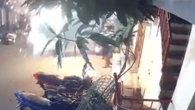 viral-video-man-brutally-slapped-for-messing-with-stranger-firecrackers-on-diwali-this-is-what-happened