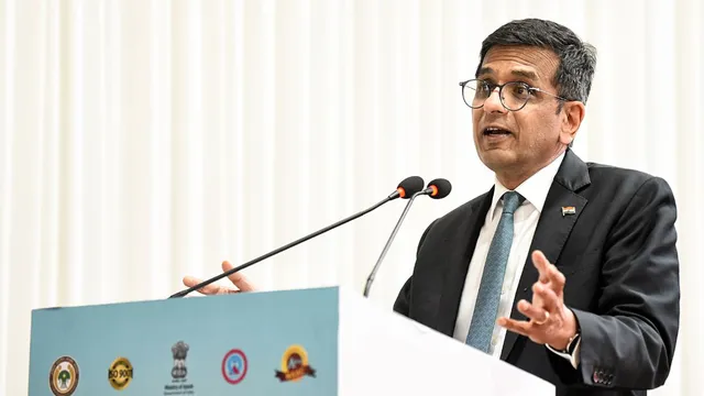 cji-chandrachud-speaks-on-pm-modi-visit-to-his-residence-says-separation-of-powers-does-not-says-report