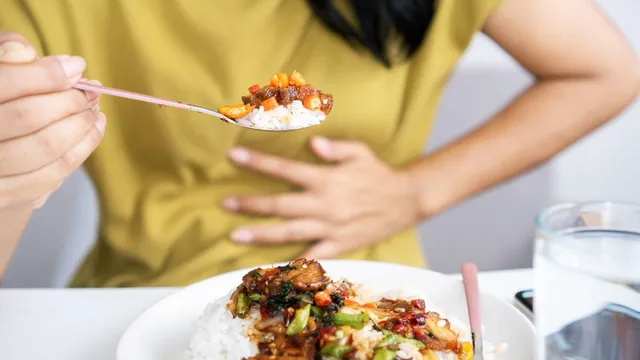 how-to-stop-acidity-between-meals-try-these-5-effective-tips