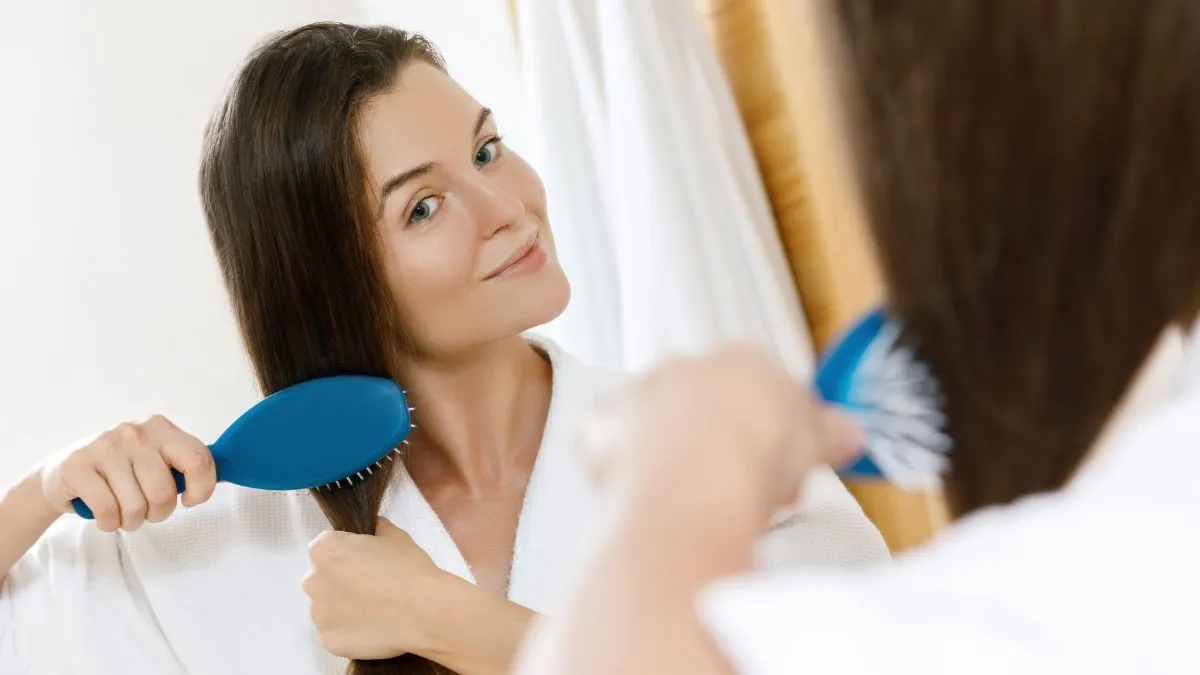 how-often-should-you-comb-your-hair-for-healthy-growth-5-simple-tips-to-follow