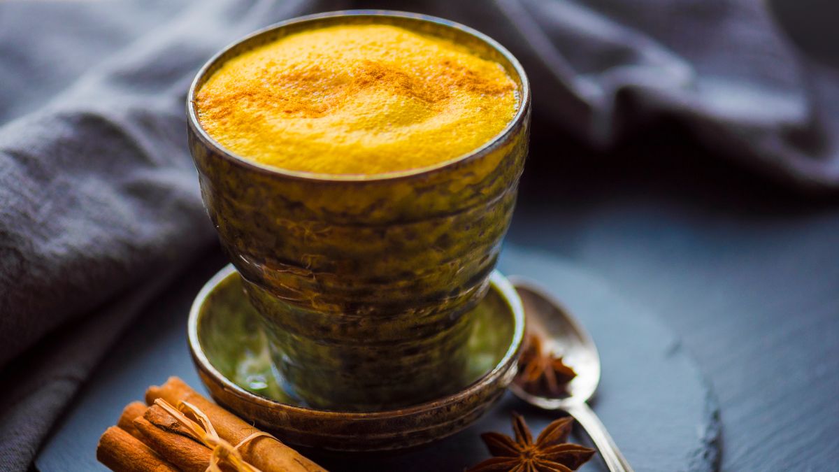 ways to use turmeric in winter diet (1)