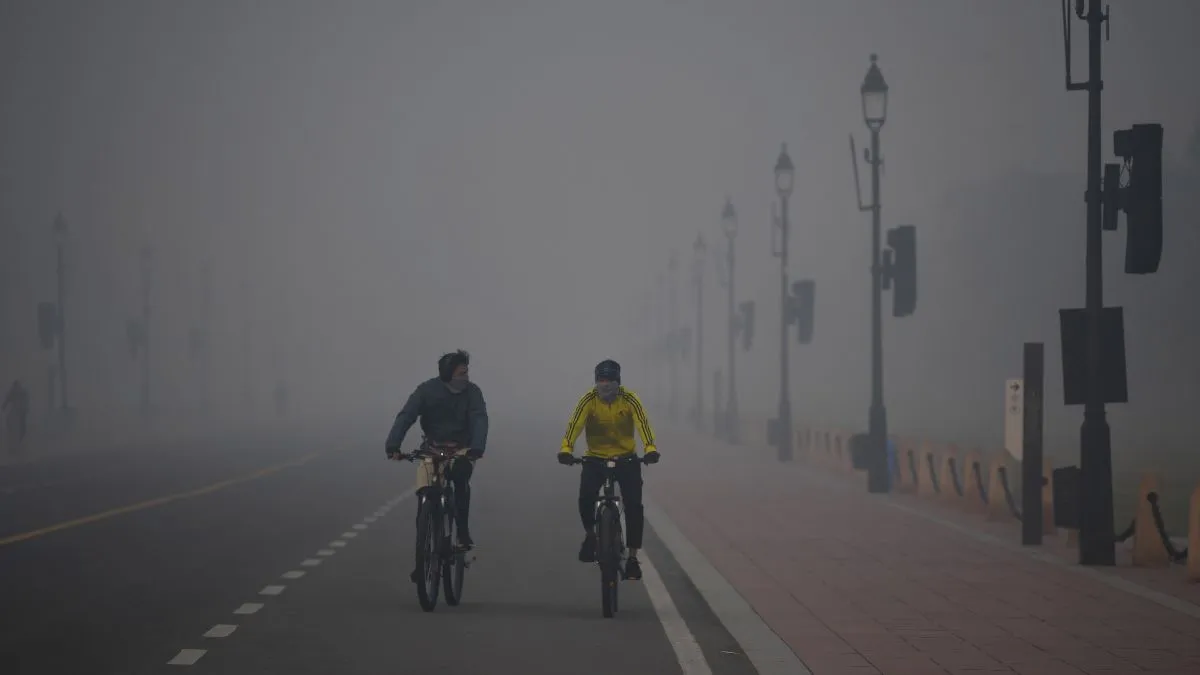 air-pollution-in-delhi-aqi-today-severe-smog-anand-vihar-aqi-rk-puram-yamuna-pollution-delhi-ncr-news
